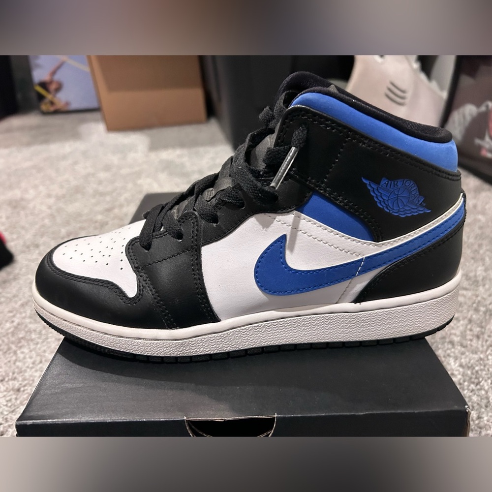 Jordan Athletic Shoes Black Royal Blue White